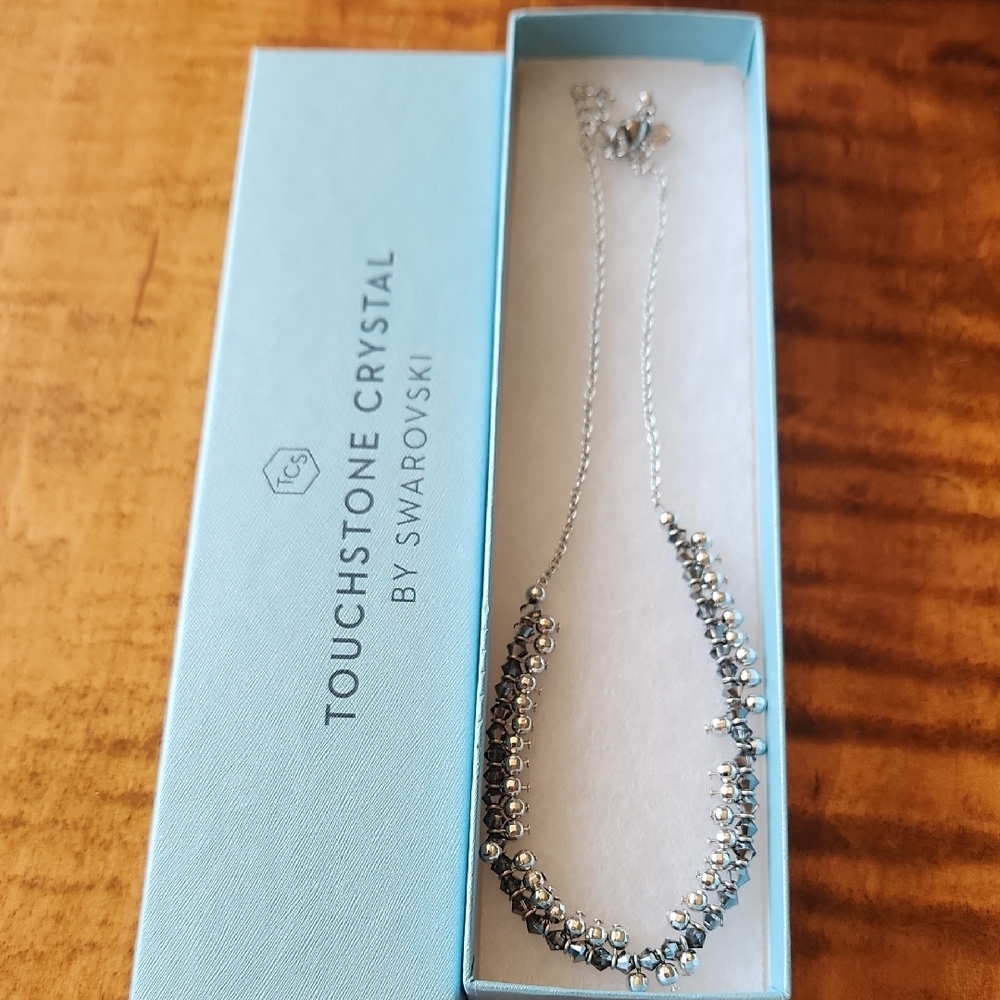 Touchstone Crystal Full Swing Necklace - Picture 2 of 5